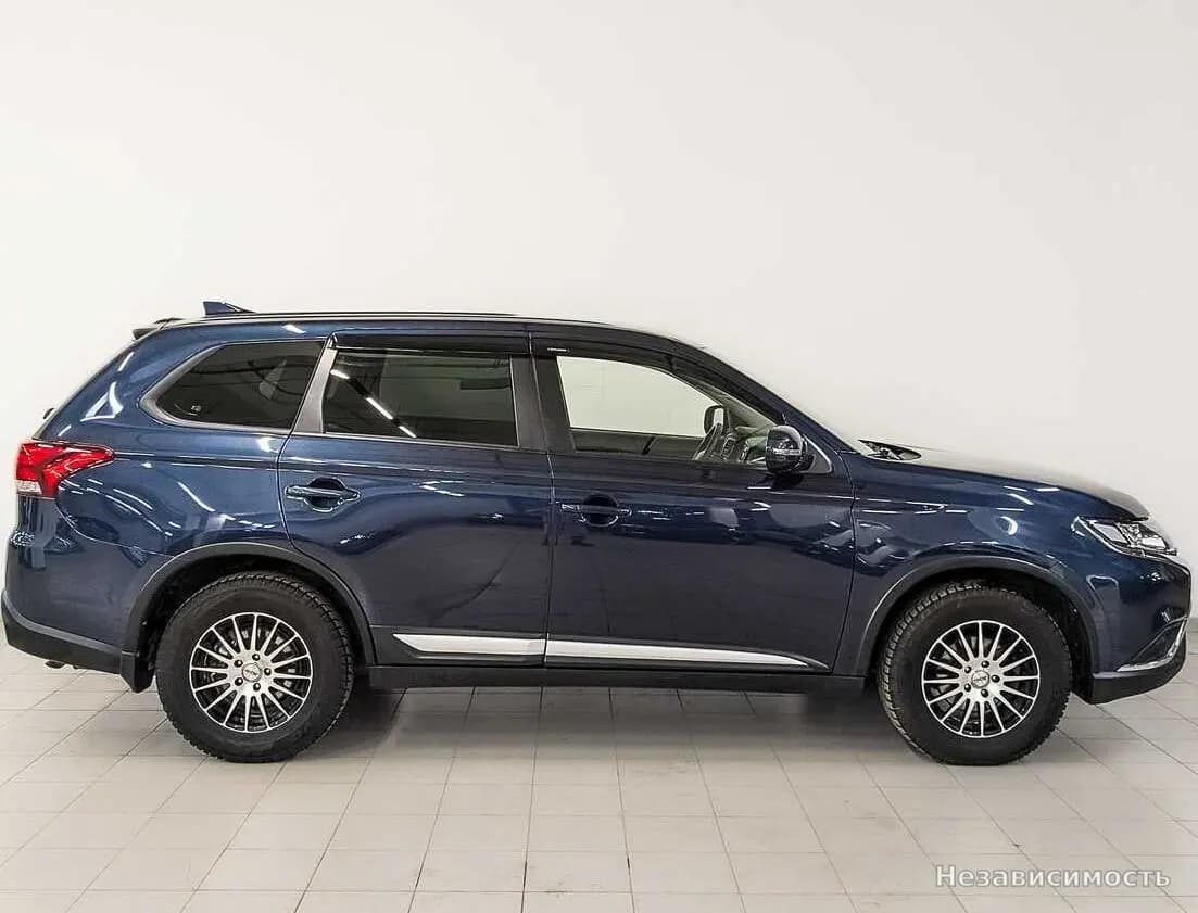 Mitsubishi Outlander 2019 с пробегом — фото 4