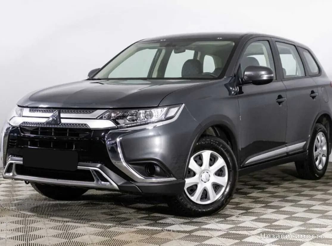 Mitsubishi Outlander 2021 с пробегом — фото 1