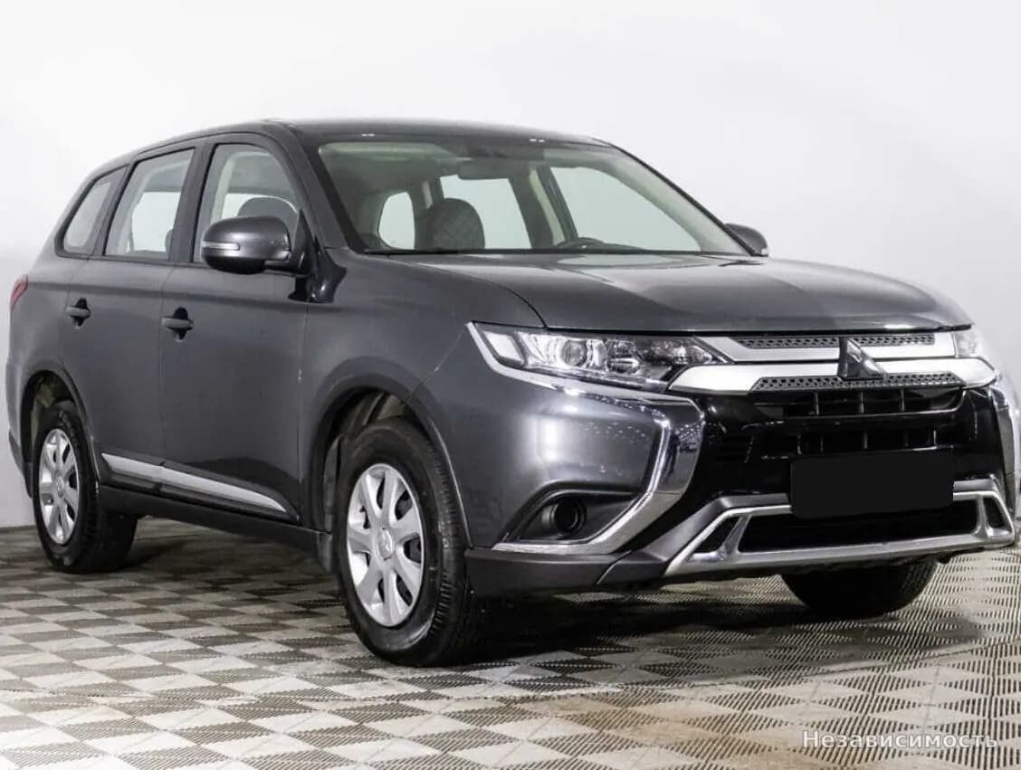 Mitsubishi Outlander 2021 с пробегом — фото 3