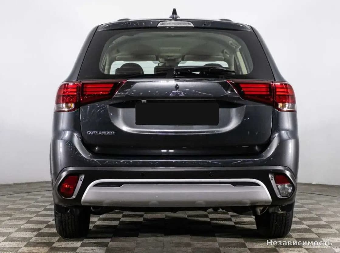 Mitsubishi Outlander 2021 с пробегом — фото 5