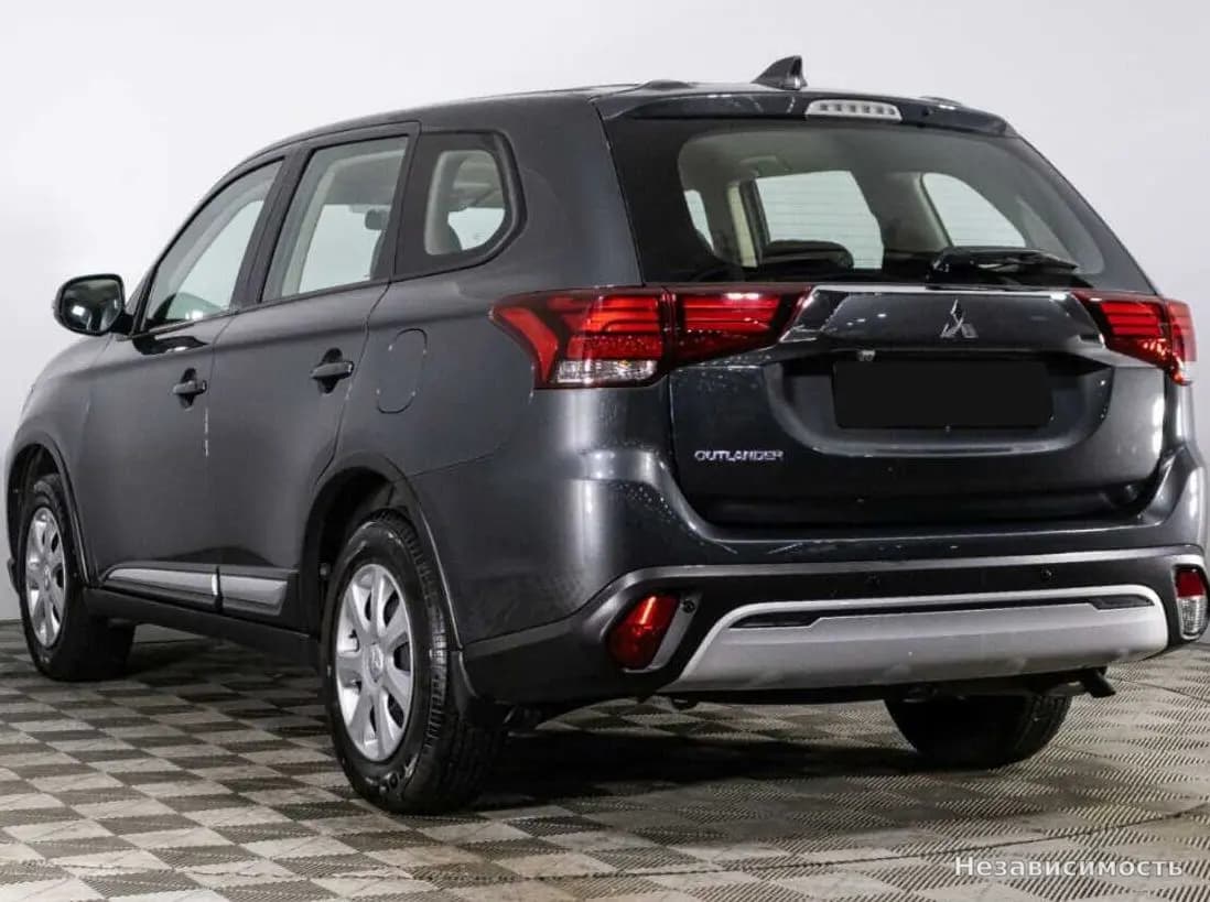 Mitsubishi Outlander 2021 с пробегом — фото 6