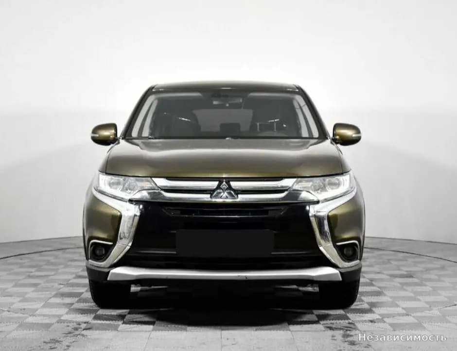 Mitsubishi Outlander 2017 с пробегом — фото 2
