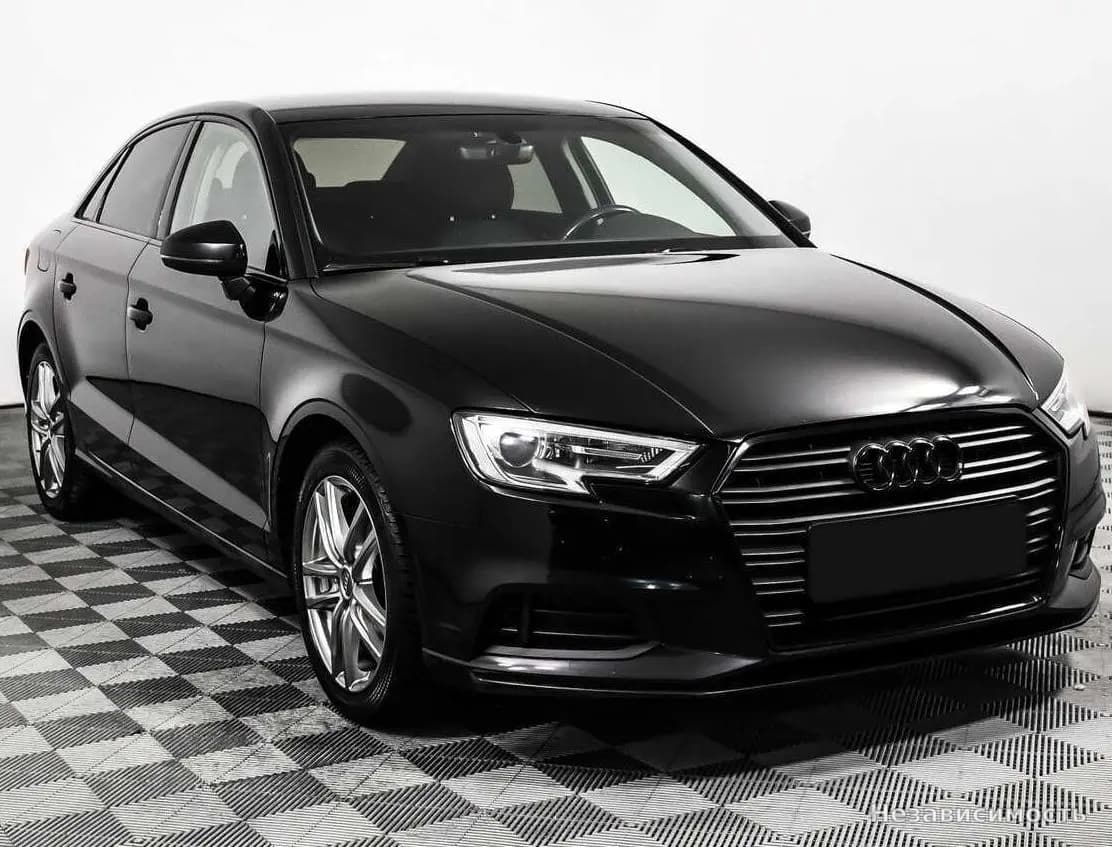 Audi A3 2017 с пробегом — фото 3
