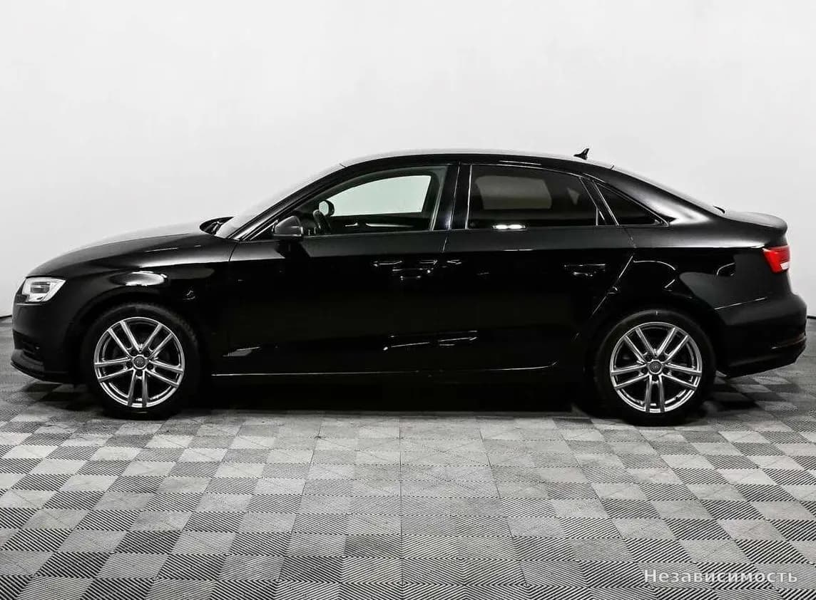 Audi A3 2017 с пробегом — фото 8