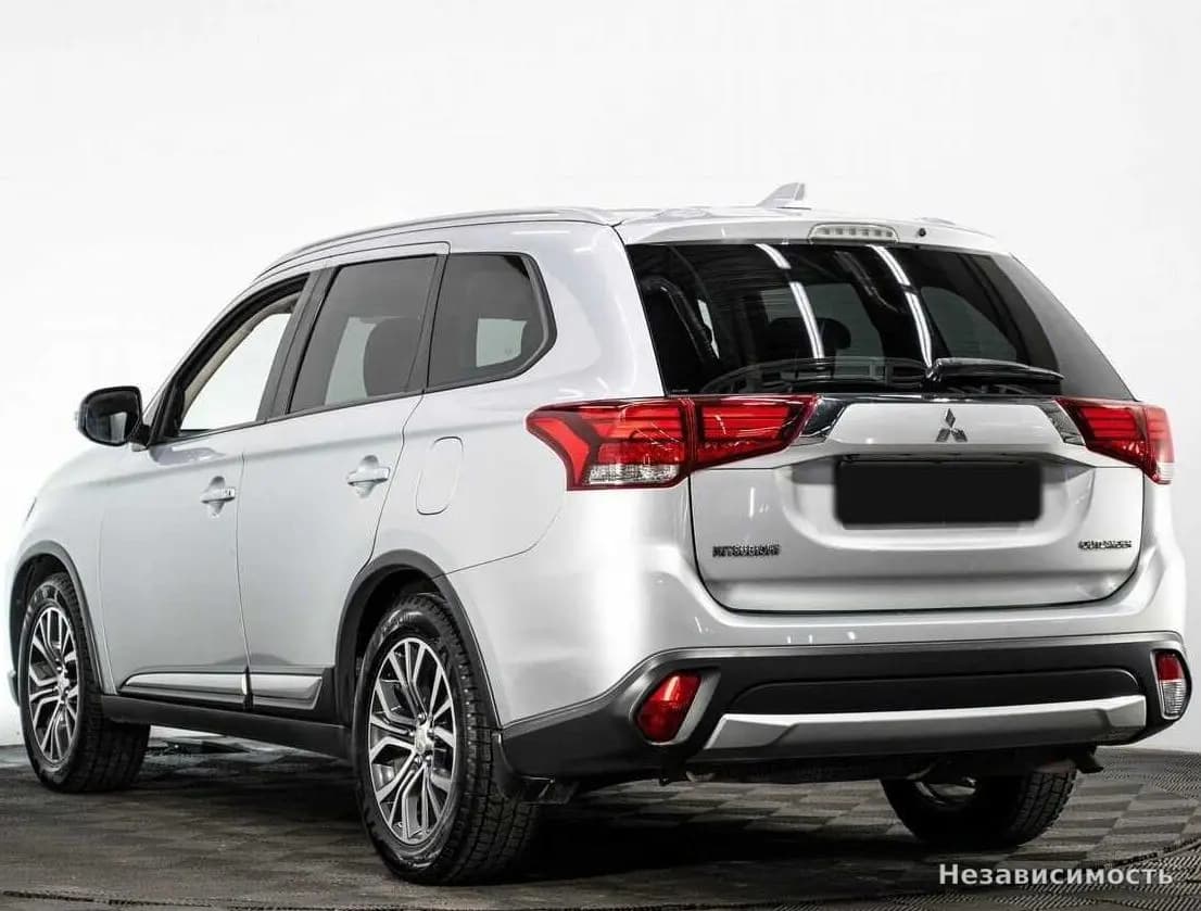 Mitsubishi Outlander 2018 с пробегом — фото 6