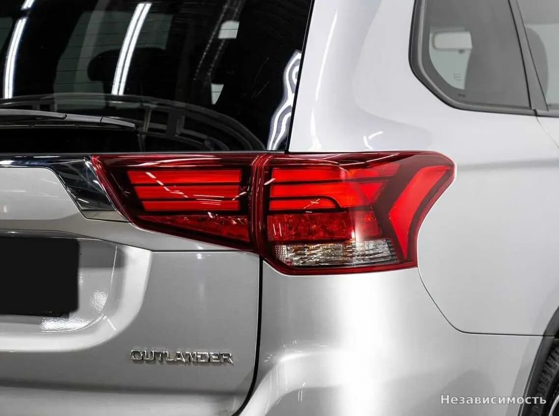 Mitsubishi Outlander 2018 с пробегом — фото 7
