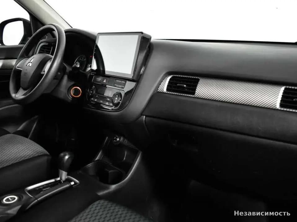 Mitsubishi Outlander 2014 с пробегом — фото 9