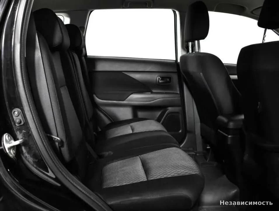 Mitsubishi Outlander 2014 с пробегом — фото 10