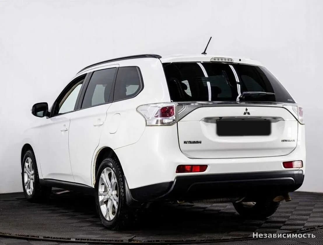 Mitsubishi Outlander 2012 с пробегом — фото 4