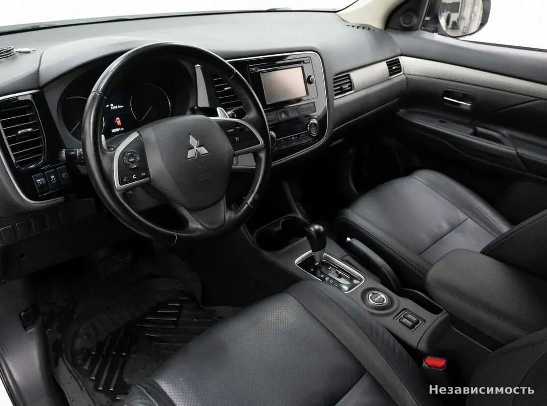 Mitsubishi Outlander 2012 с пробегом — фото 8