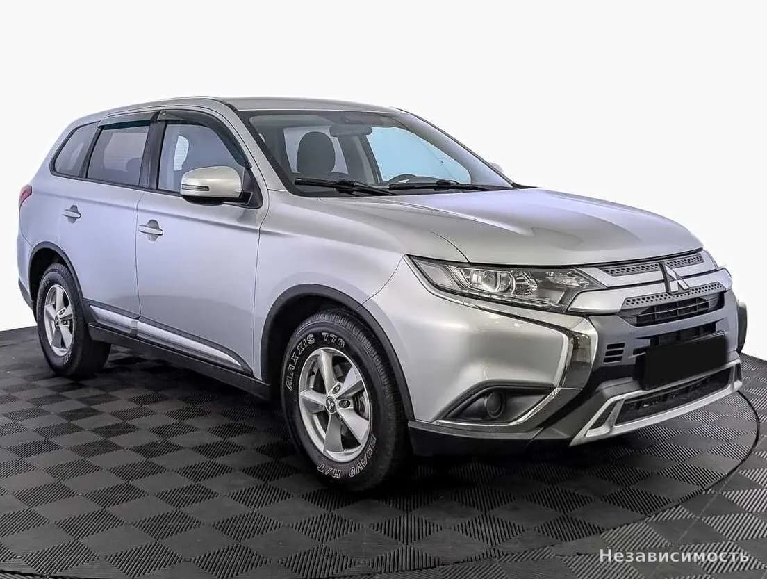 Mitsubishi Outlander 2019 с пробегом — фото 3