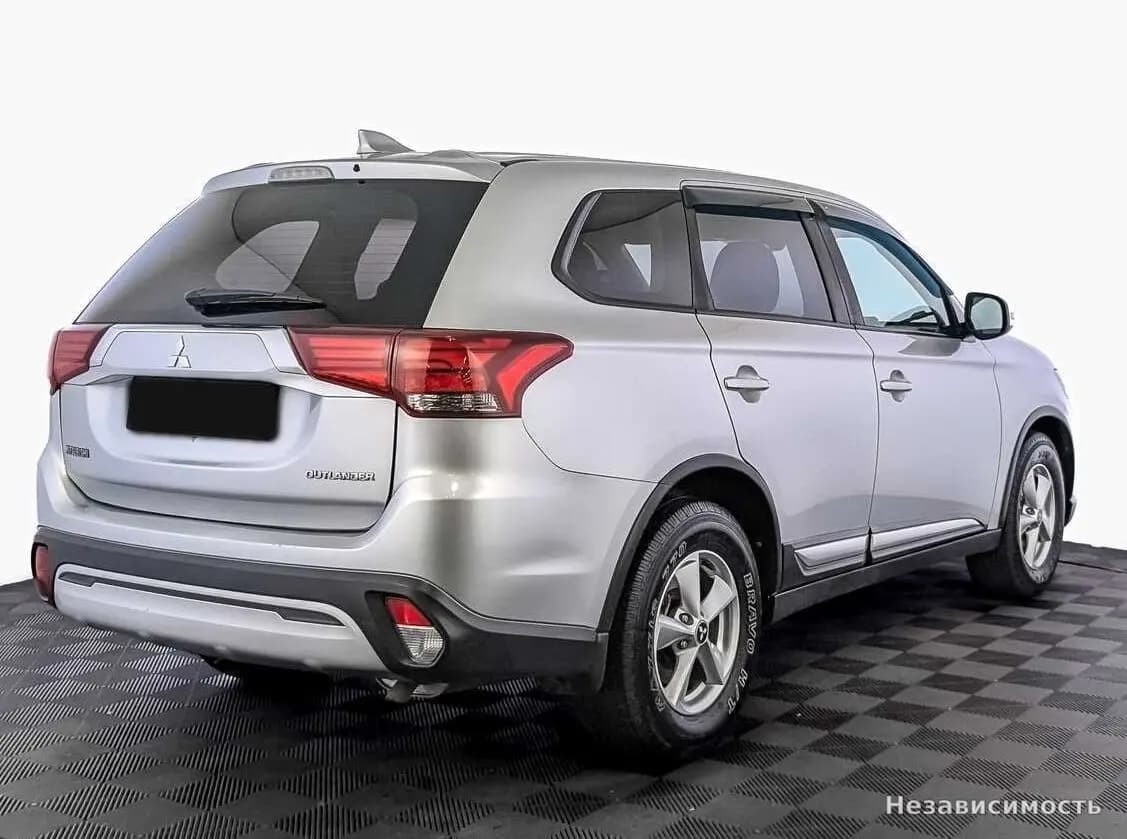 Mitsubishi Outlander 2019 с пробегом — фото 5