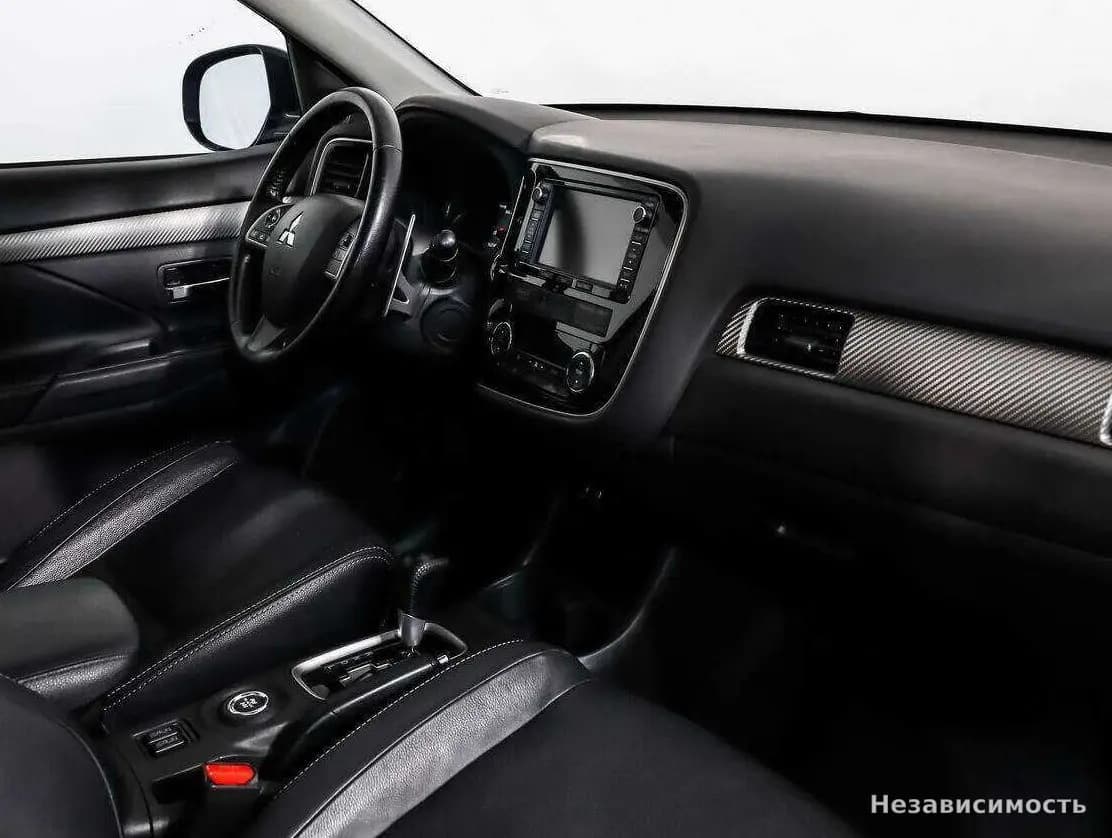 Mitsubishi Outlander 2014 с пробегом — фото 9