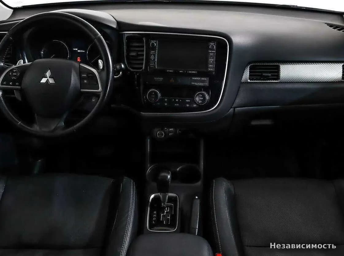 Mitsubishi Outlander 2014 с пробегом — фото 10