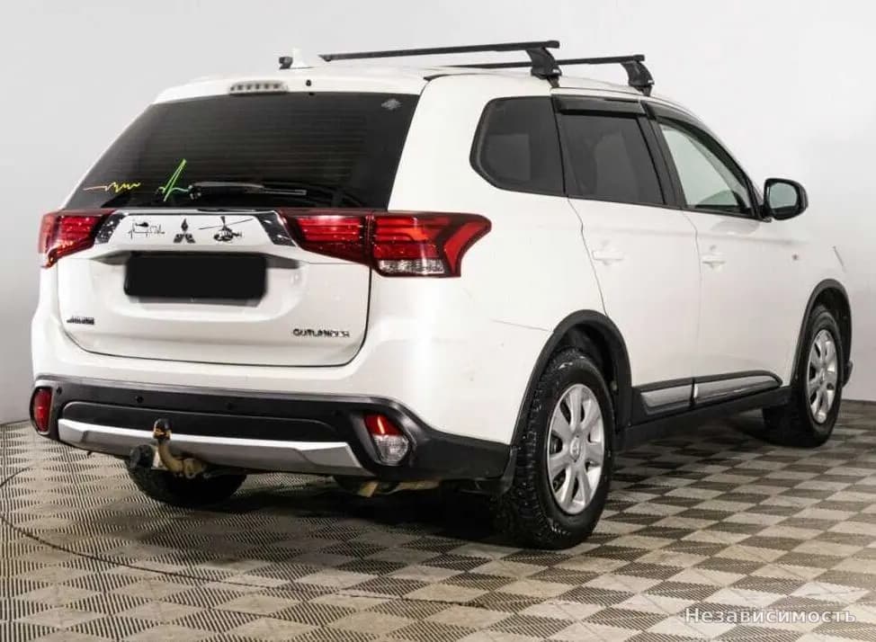 Mitsubishi Outlander 2018 с пробегом — фото 5