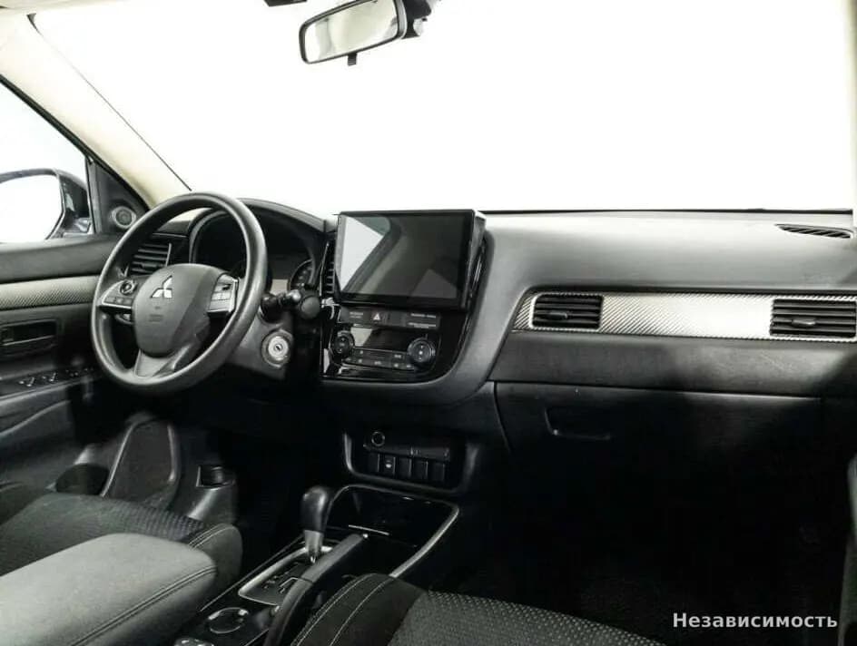 Mitsubishi Outlander 2018 с пробегом — фото 9