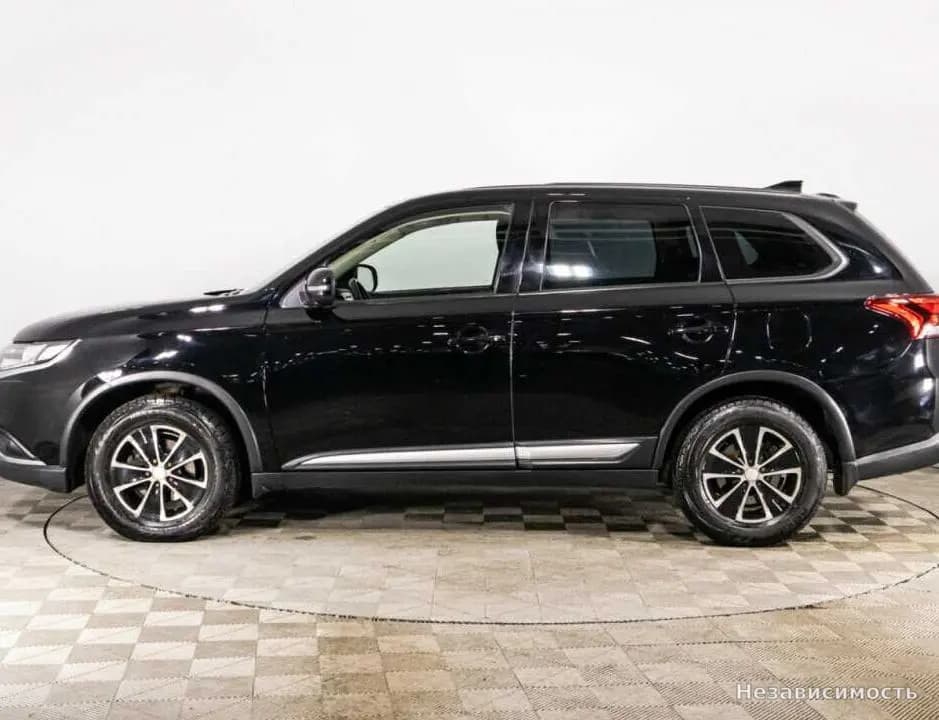 Mitsubishi Outlander 2019 с пробегом — фото 8