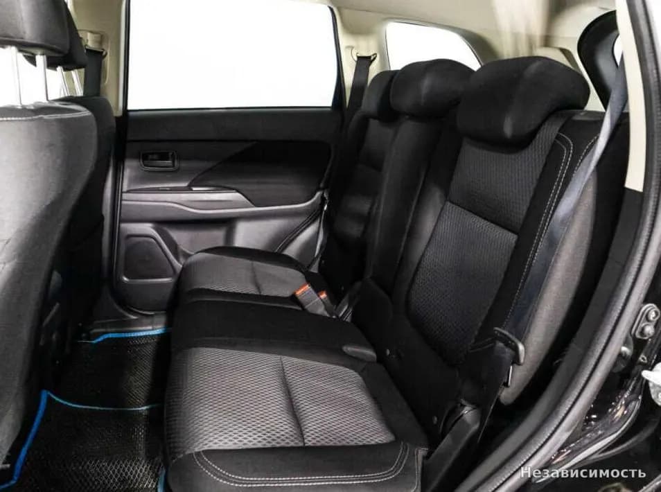 Mitsubishi Outlander 2019 с пробегом — фото 10