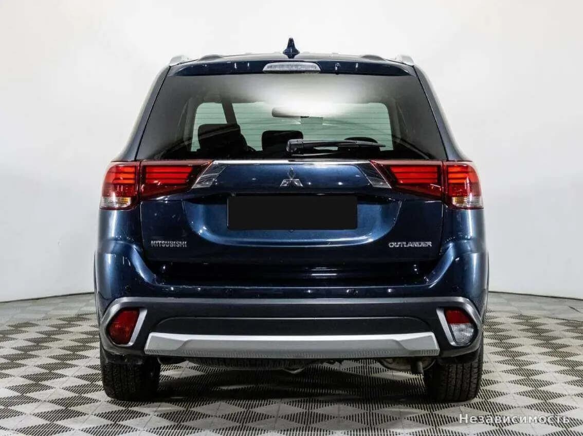 Mitsubishi Outlander 2017 с пробегом — фото 6