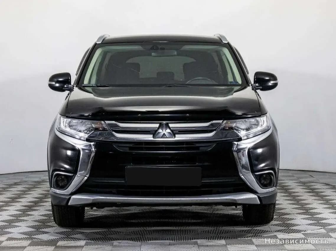 Mitsubishi Outlander 2017 с пробегом — фото 2