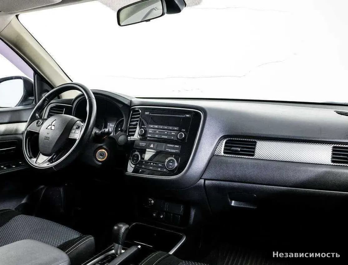 Mitsubishi Outlander 2017 с пробегом — фото 7