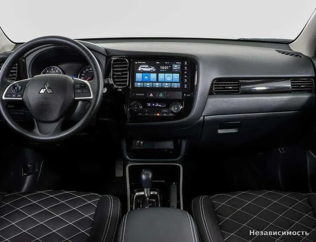 Mitsubishi Outlander 2022 с пробегом — фото 8