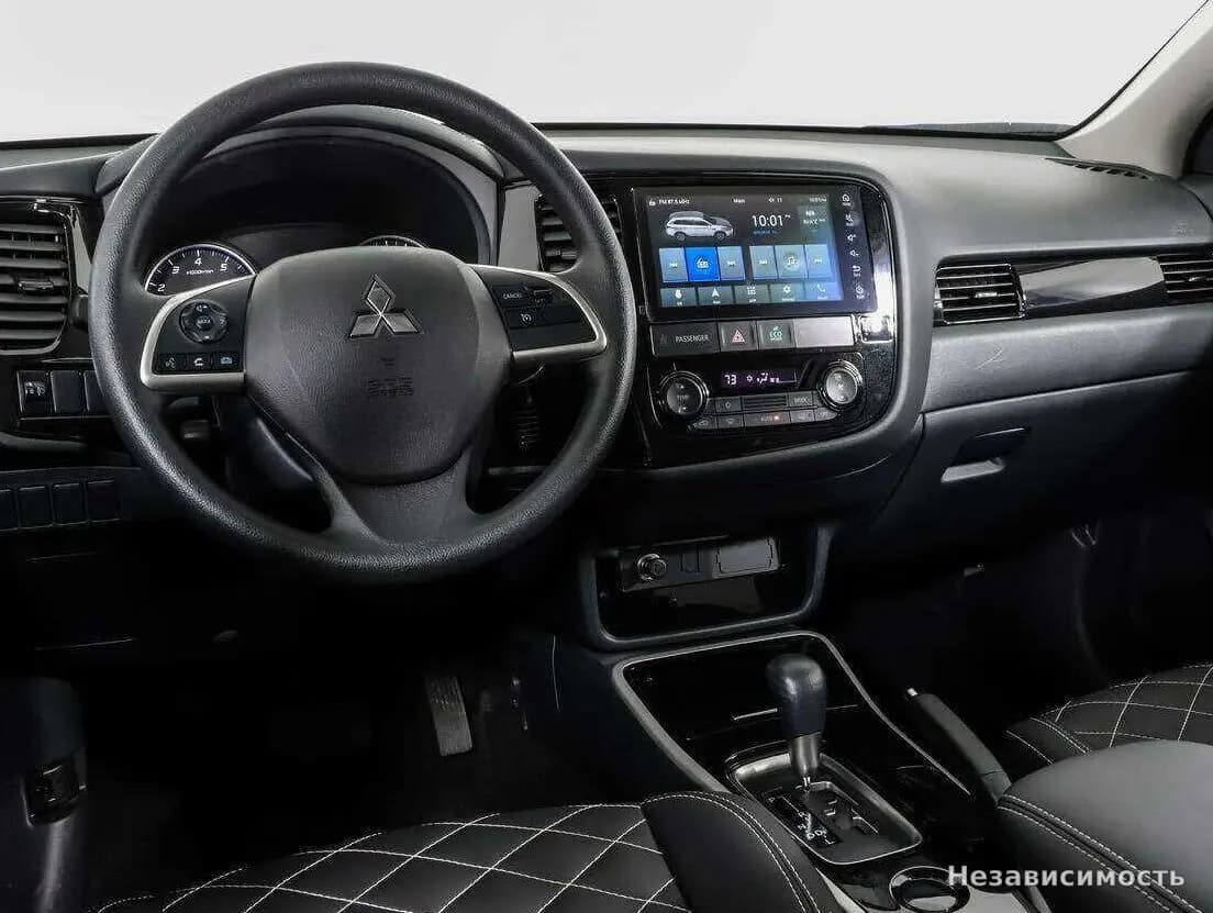 Mitsubishi Outlander 2022 с пробегом — фото 9