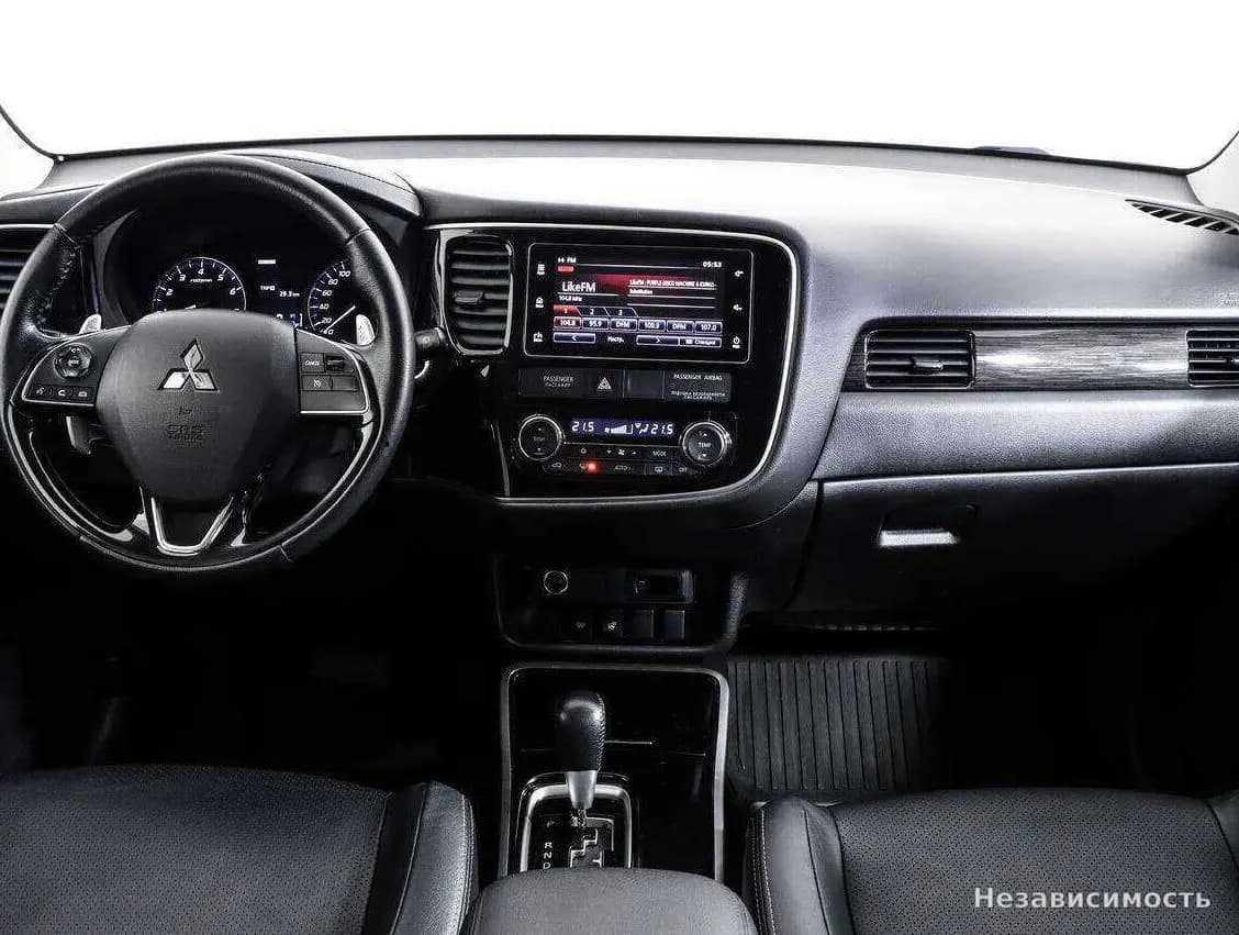 Mitsubishi Outlander 2018 с пробегом — фото 8