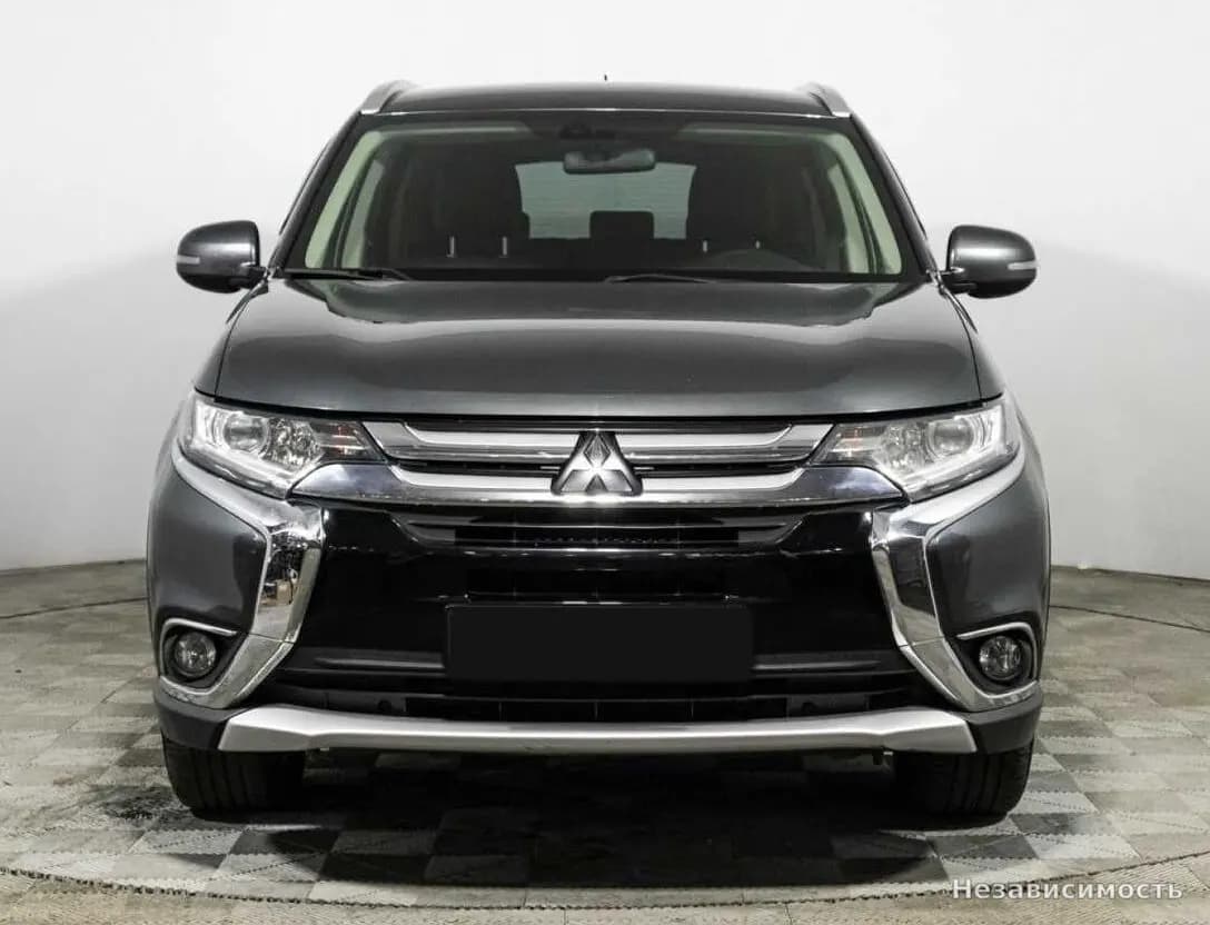 Mitsubishi Outlander 2015 с пробегом — фото 2