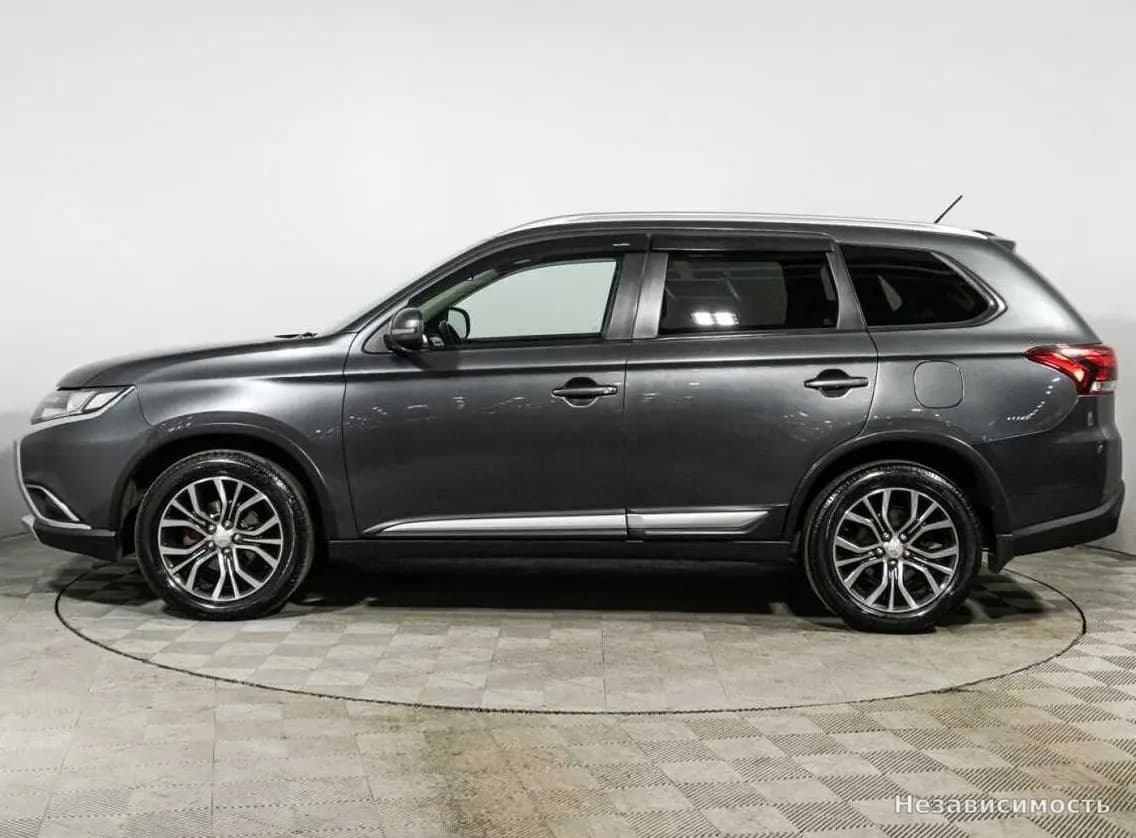Mitsubishi Outlander 2015 с пробегом — фото 8