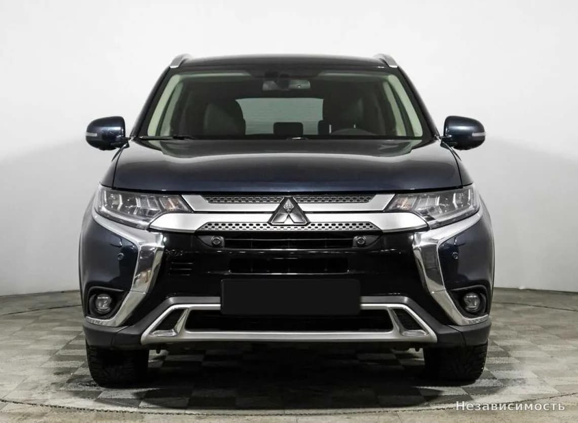 Mitsubishi Outlander 2020 с пробегом — фото 2