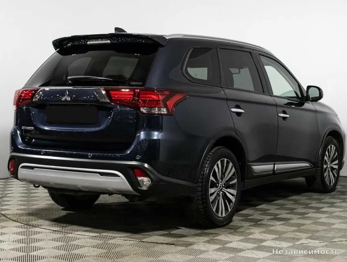 Mitsubishi Outlander 2020 с пробегом — фото 5