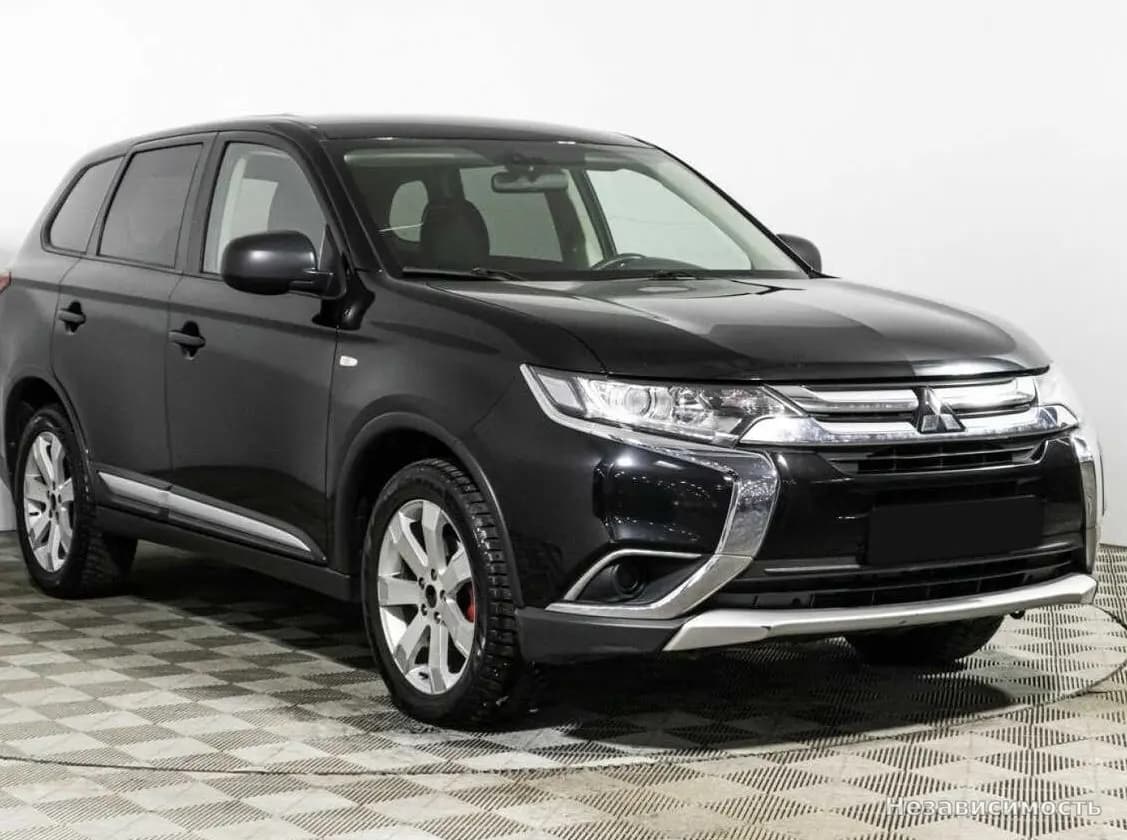 Mitsubishi Outlander 2018 с пробегом — фото 3