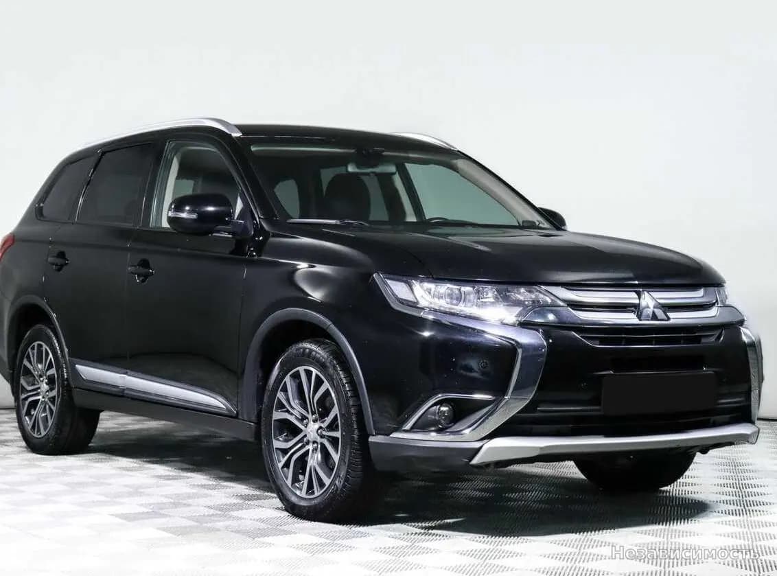 Mitsubishi Outlander 2018 с пробегом — фото 3