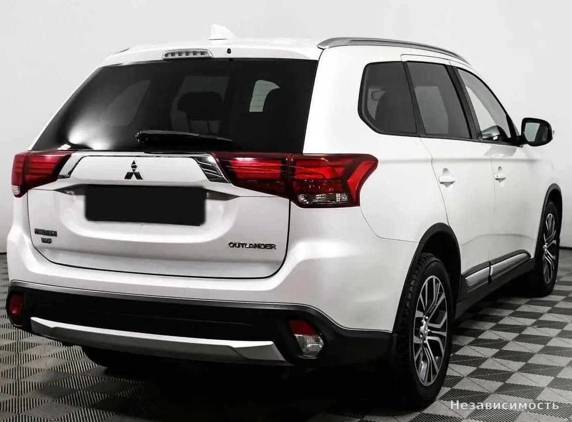 Mitsubishi Outlander 2017 с пробегом — фото 5