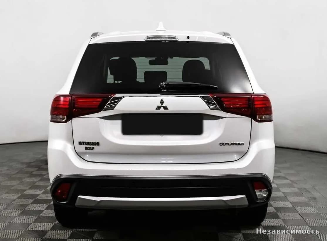 Mitsubishi Outlander 2017 с пробегом — фото 6