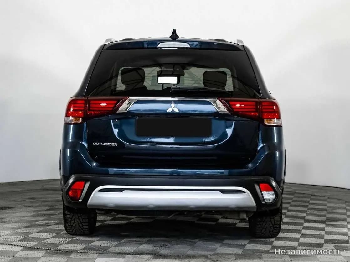 Mitsubishi Outlander 2020 с пробегом — фото 5