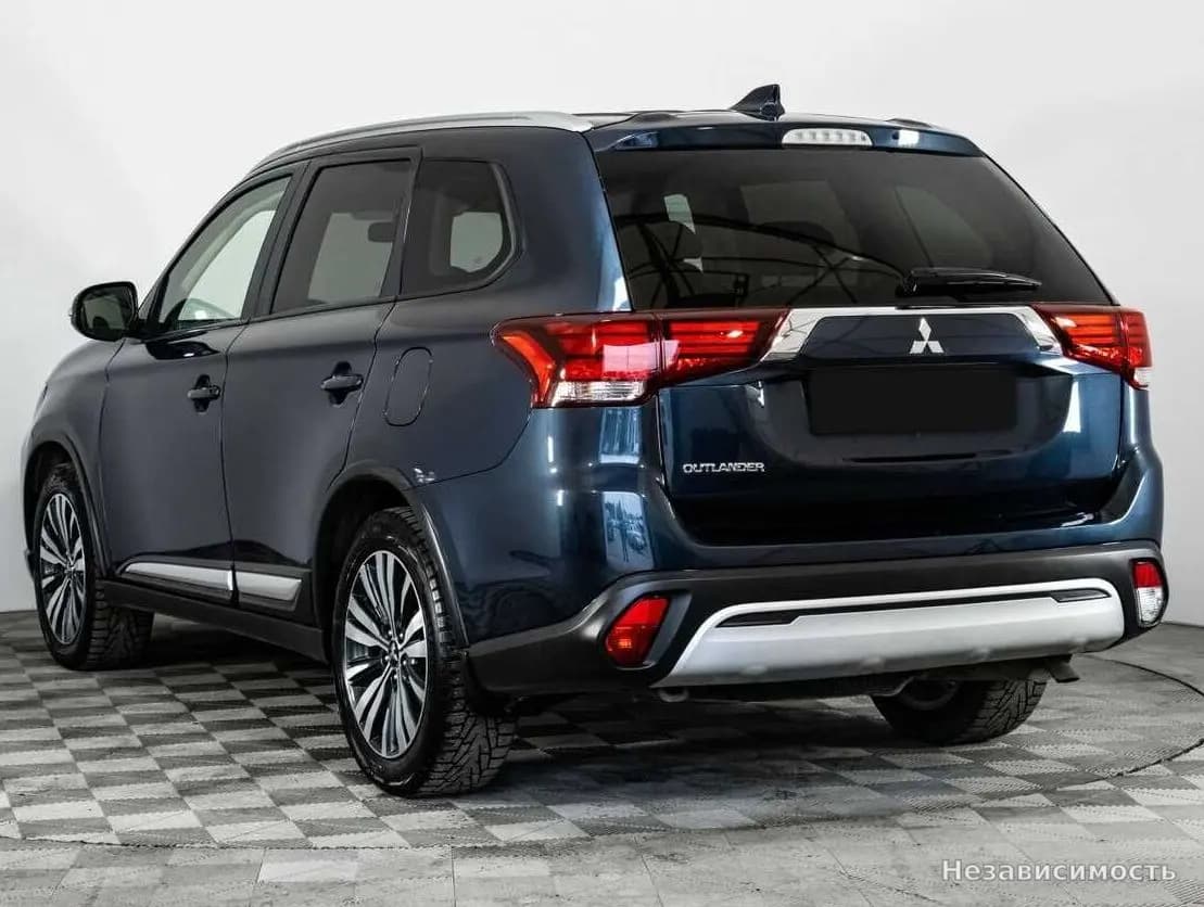 Mitsubishi Outlander 2020 с пробегом — фото 6