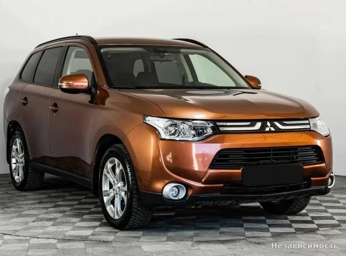 Mitsubishi Outlander 2012 с пробегом — фото 3