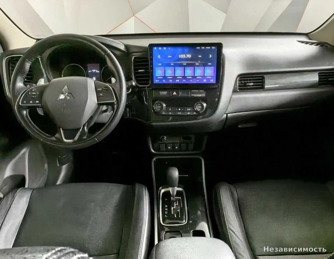 Mitsubishi Outlander 2017 с пробегом — фото 10