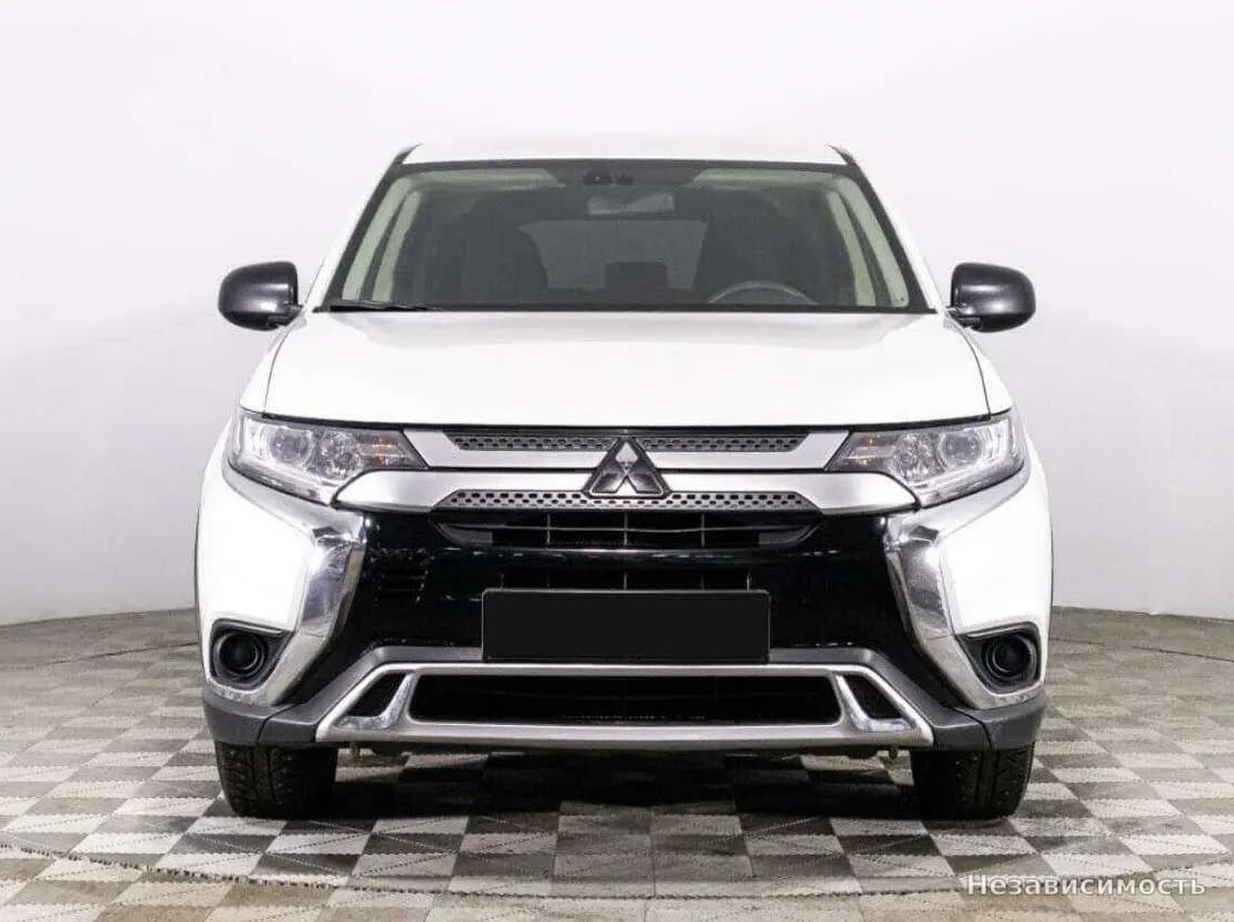 Mitsubishi Outlander 2019 с пробегом — фото 2