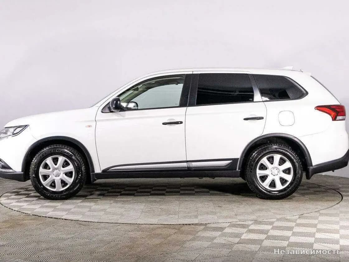 Mitsubishi Outlander 2019 с пробегом — фото 8