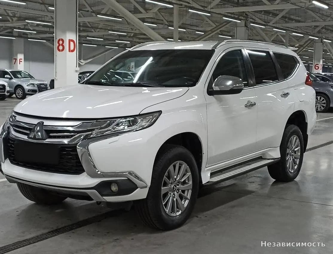 Mitsubishi Pajero Sport, 2018 с пробегом