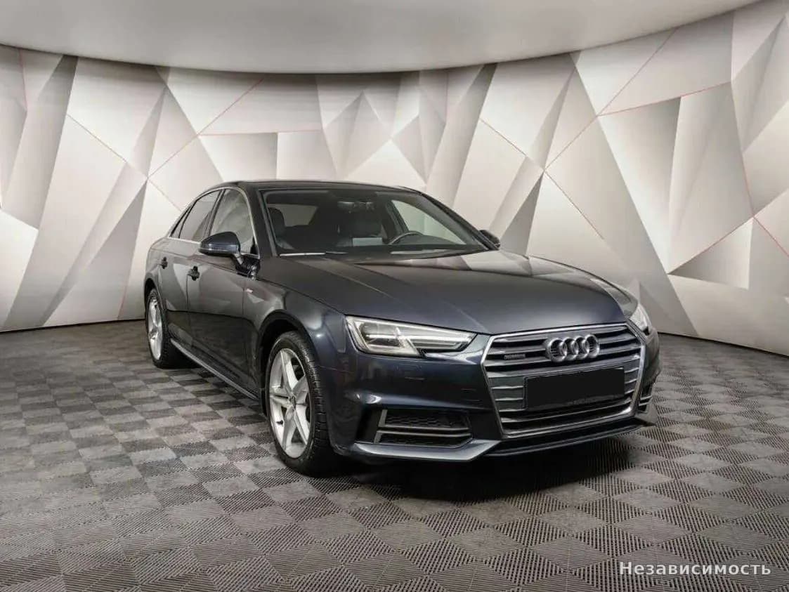 Audi A4 2016 с пробегом — фото 3