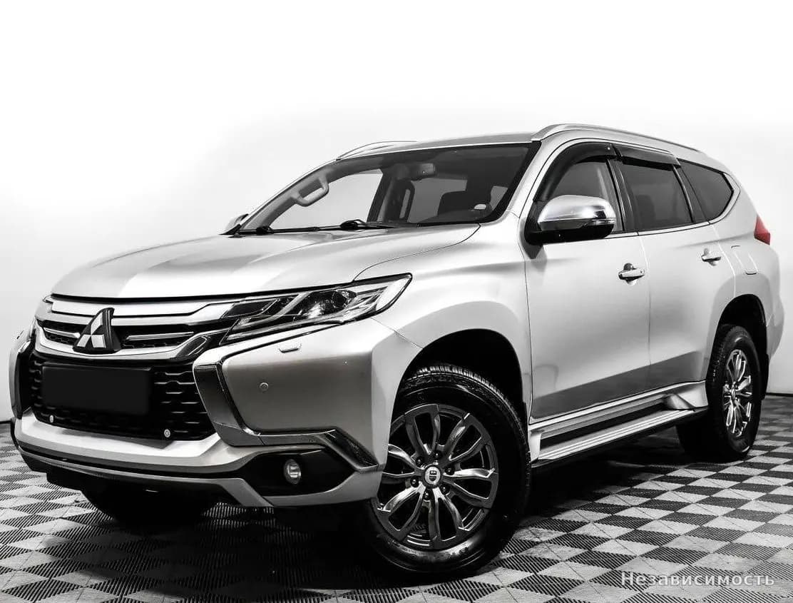 Mitsubishi Pajero Sport, 2017 с пробегом