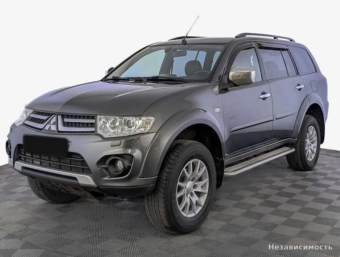 Mitsubishi Pajero Sport, 2013 с пробегом