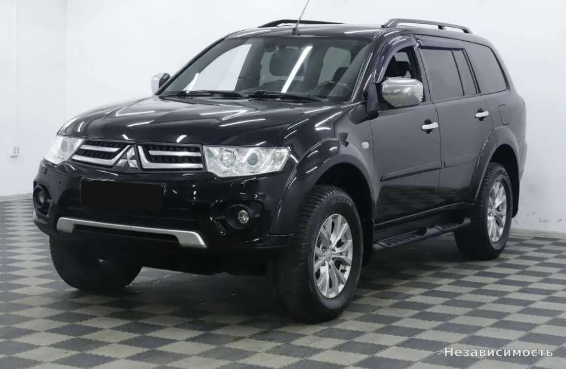 Mitsubishi Pajero Sport, 2015 с пробегом