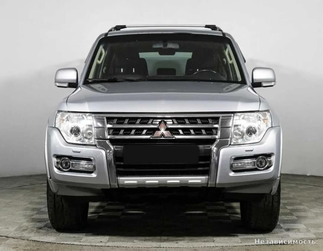 Mitsubishi Pajero 2015 с пробегом — фото 2