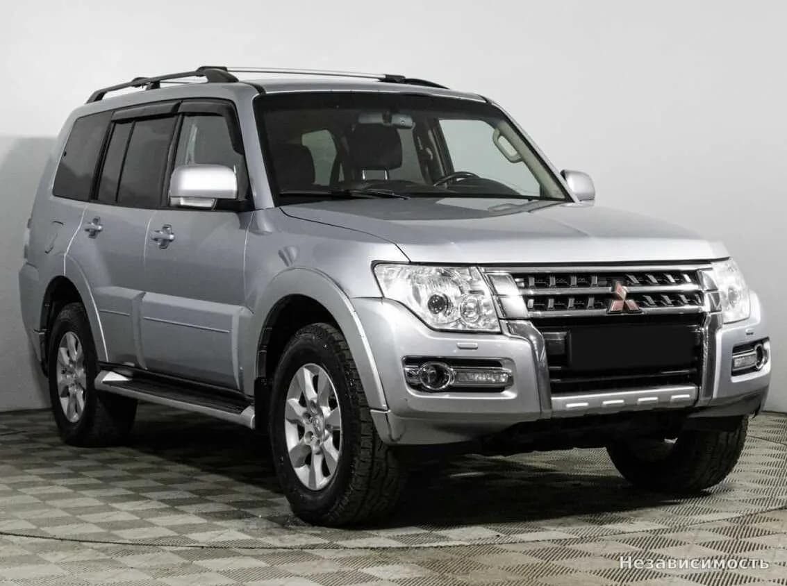 Mitsubishi Pajero 2015 с пробегом — фото 3