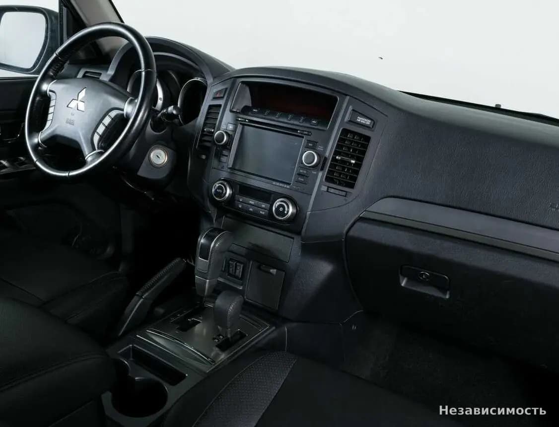 Mitsubishi Pajero 2012 с пробегом — фото 8